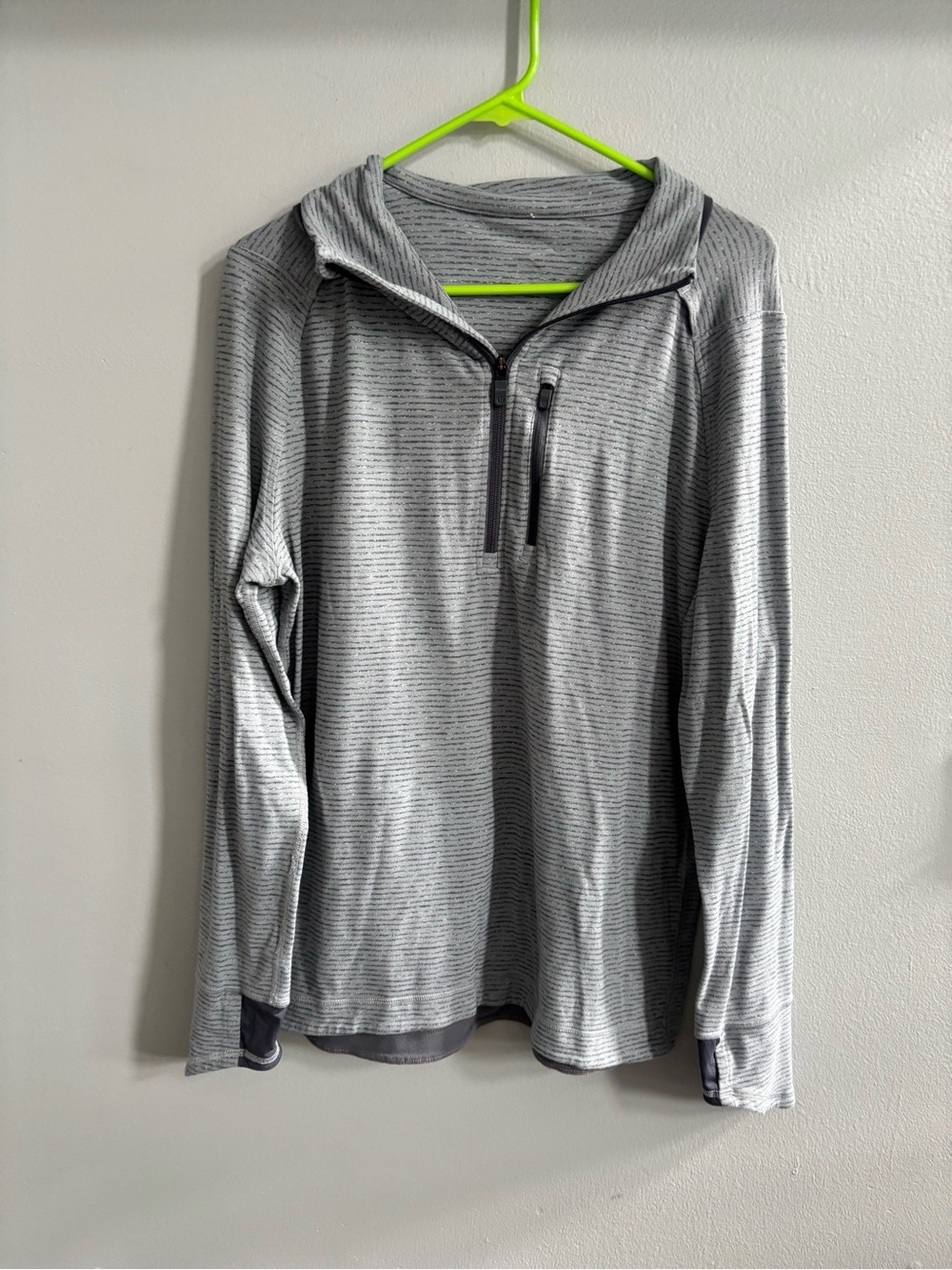 Lululemon Athletica Men's Light Gray Half-Zip Pullover large men’s
